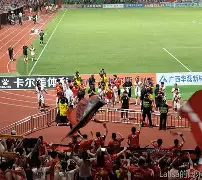 B Sports-包含广州淘宝客场艰难获胜，积分走向回升的词条